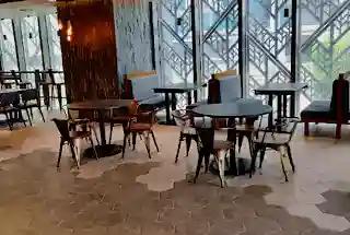 Cafe With Wfh Space at Lodha Altero